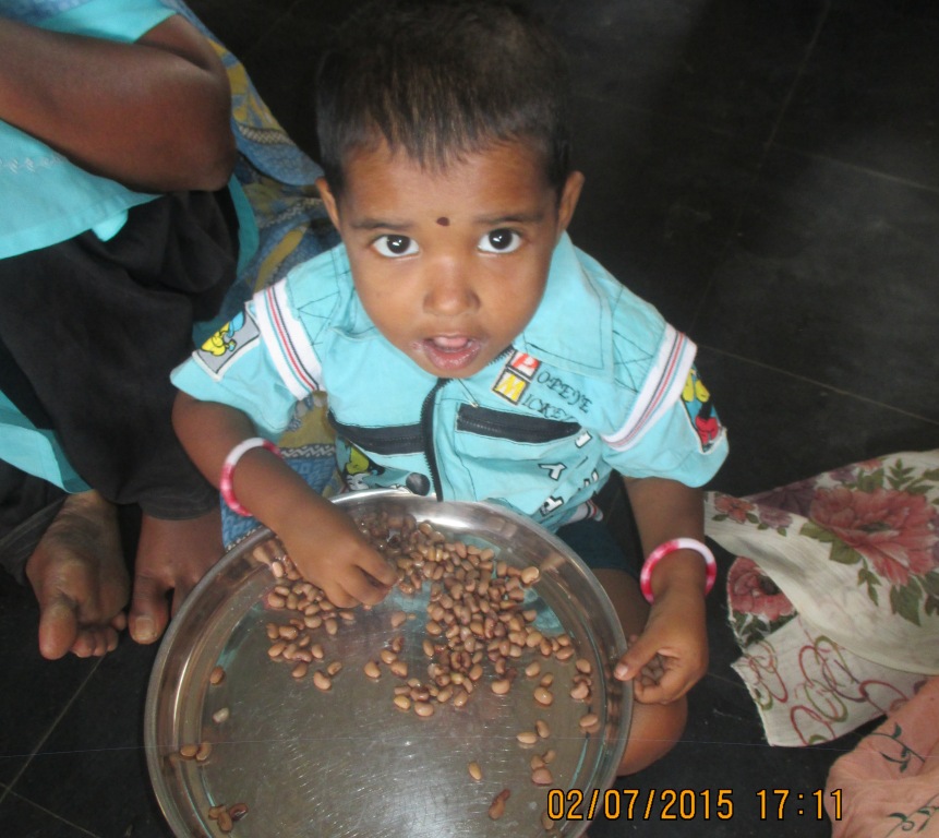Food Project Join the HANDS for HUNGER Stomachs 6